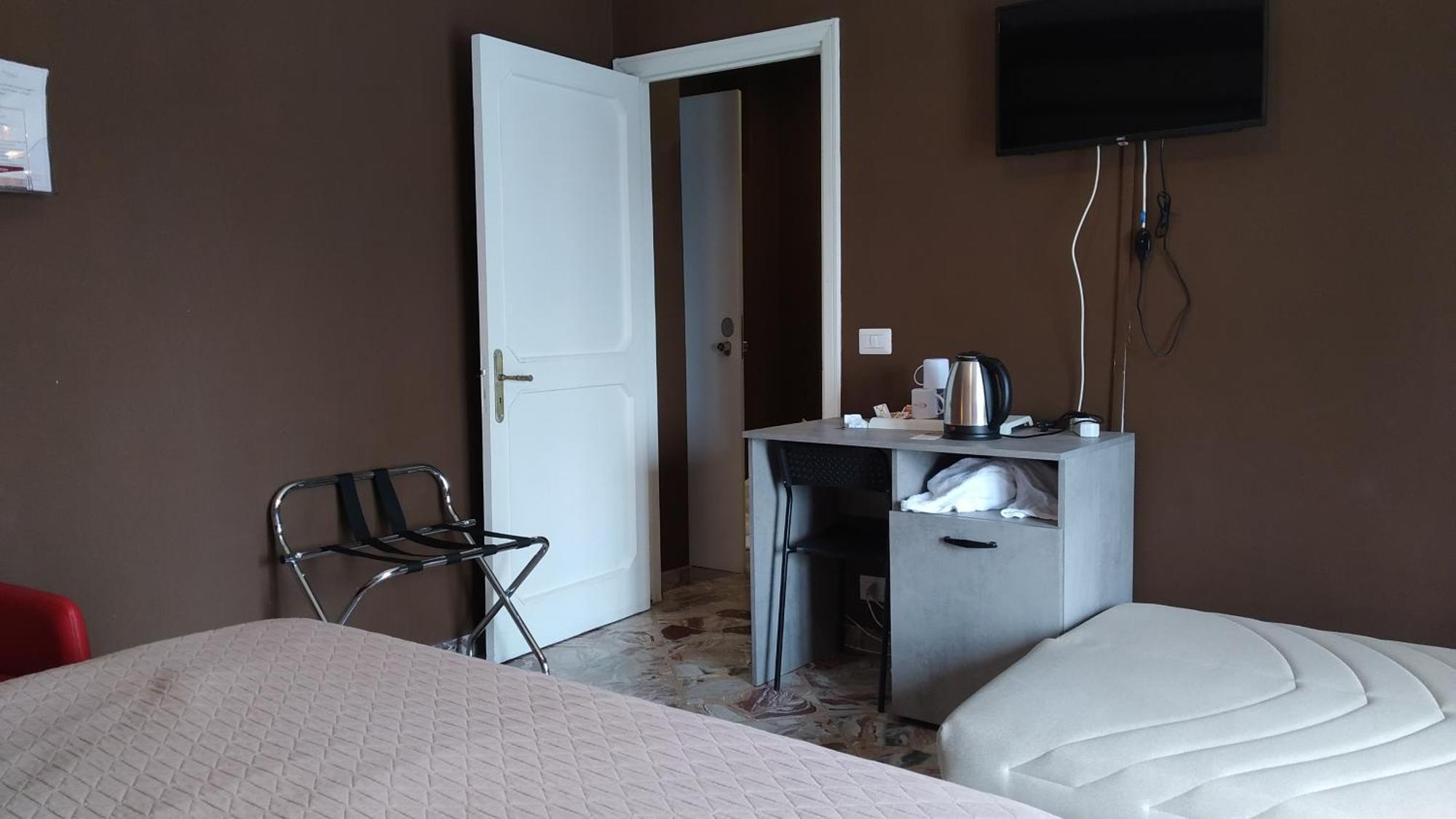 Cconforthotels R&b Semplici Emozioni Pensión