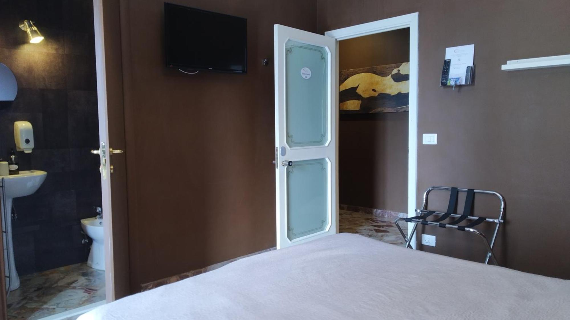 Pensión Cconforthotels R&b Semplici Emozioni